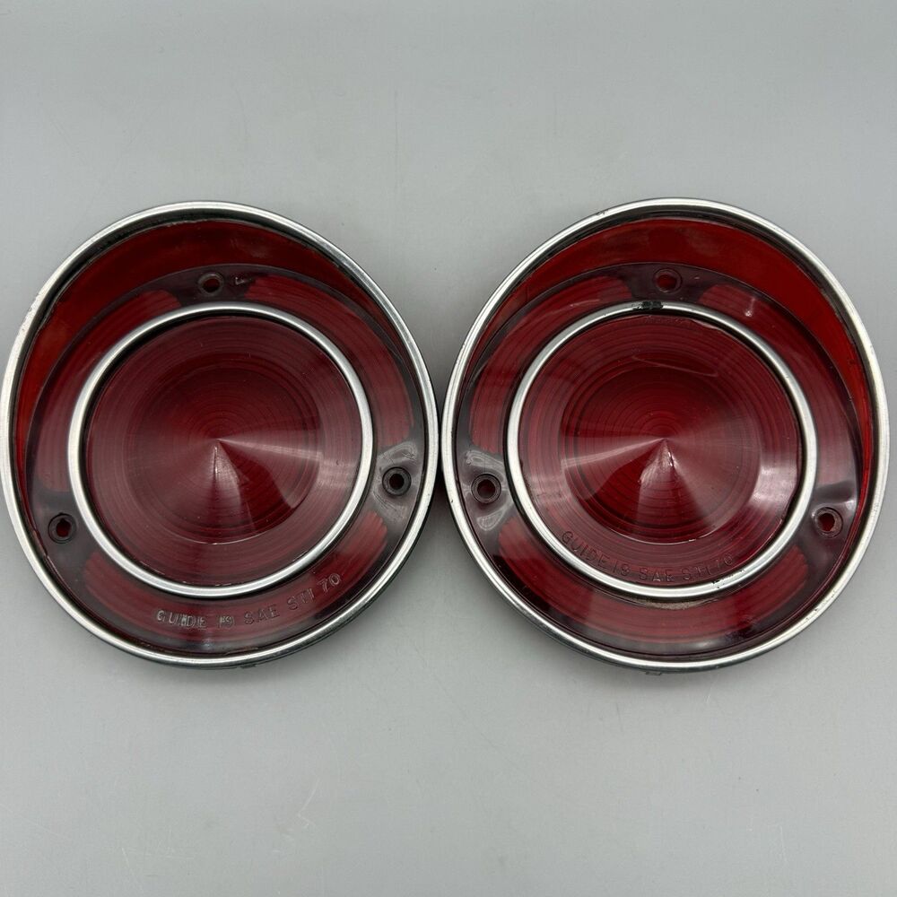 1970-1971- 71 Early Corvette Tail Light Lens NOS GM 5960551